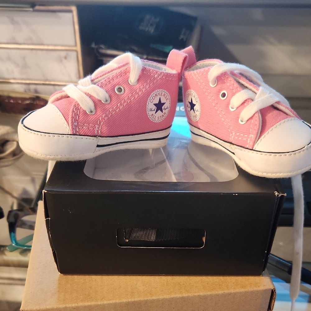 Converse Kids Sneakers in Pink and White
